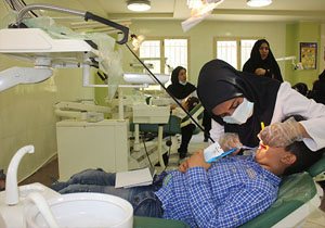 خدمات دندانپزشکی برای دانش آموزان کهگیلویه