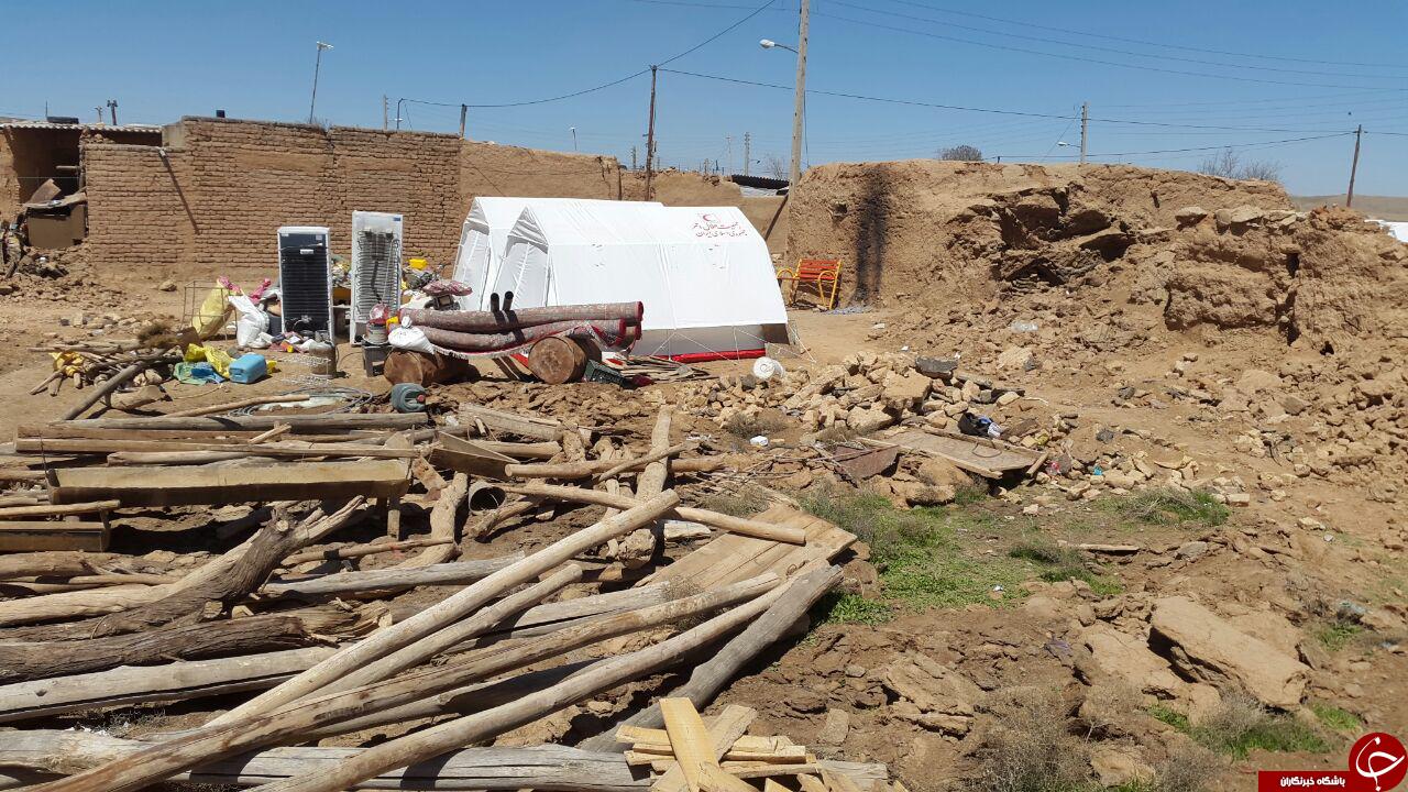 آثار تخریب زلزله در روستای &laquo;قلعه سرخ&raquo; + فیلم و تصاویر