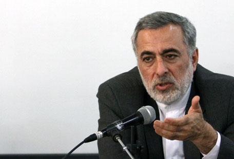 حمله موشکی آمریکا به پایگاه هوایی العسیرات‬&lrm; جبران شکست در حلب بود