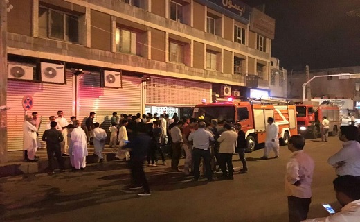 مهار اتش سوزی پاساژ طلا فروشان زاهدان+ تصاویر