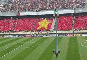 طرح موزائیکی هواداران پرسپولیس در بازی با الریان + فیلم