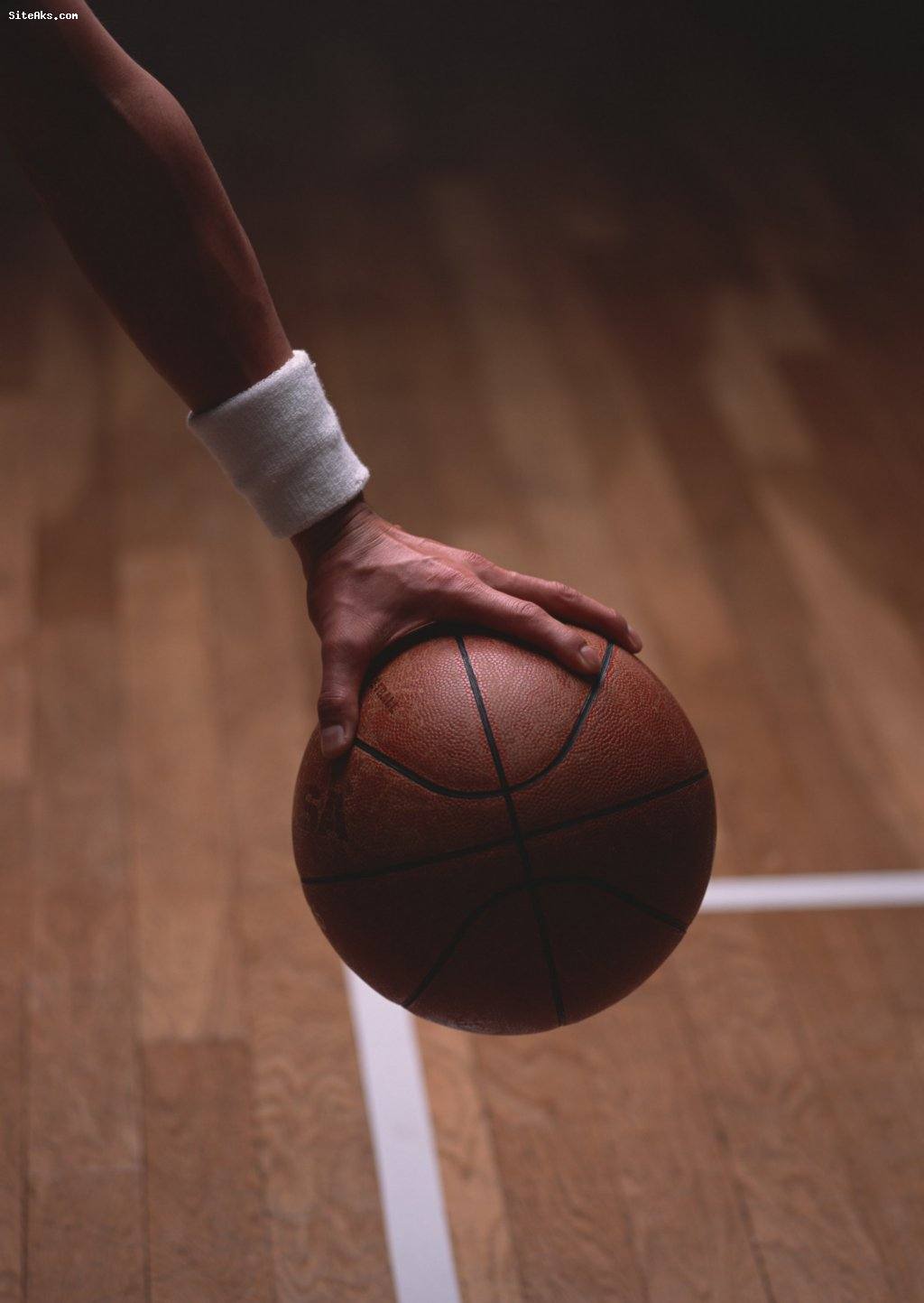 ویرایش///نتایج بسکتبال NBA / شکست صدرنشینان کنفرانس غرب و شرق