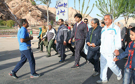 برگزاری همایش پیاده روی در کرمان + تصاویر