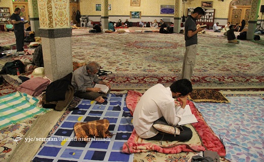آغاز آیین معنوی اعتکاف در مساجد سمنان - گزارش تصویری