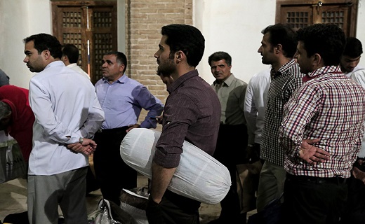مراسم معنوی اعتکاف در مسجد ملا اسماعیل +تصاویر