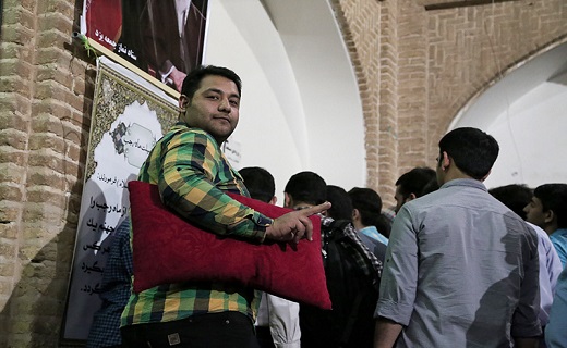 مراسم معنوی اعتکاف در مسجد ملا اسماعیل +تصاویر