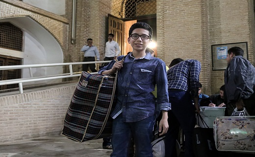 مراسم معنوی اعتکاف در مسجد ملا اسماعیل +تصاویر