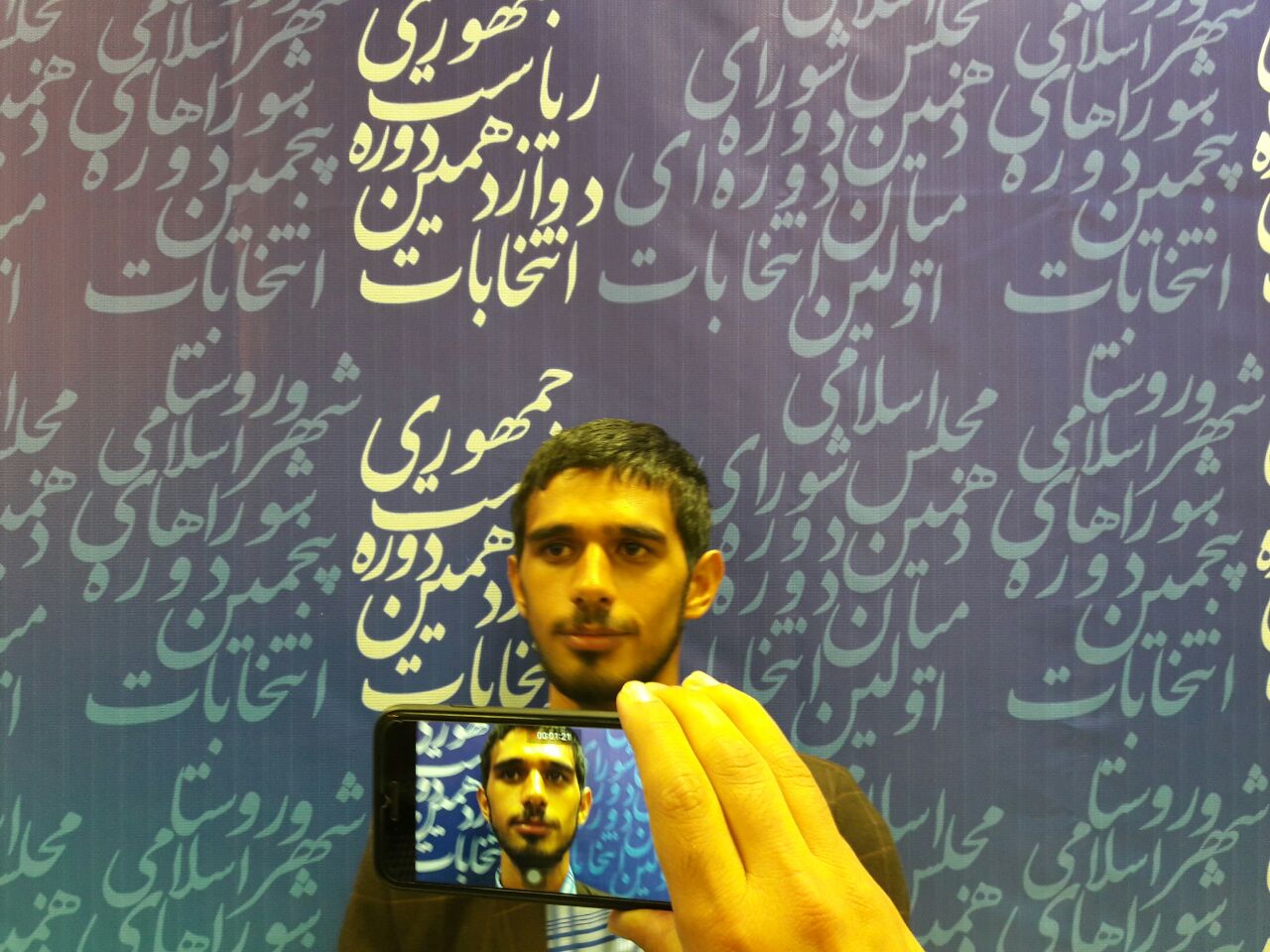 وقتی یک پسر ۱۹ ساله روحانی را به مناظره دعوت می کند