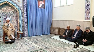 در آستانه انتخابات مراقب توطئه و نفوذ دشمنان باشیم