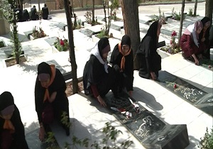 همایش تکریم پدران آسمانی در شهرکرد همایش تکریم پدران آسمانی در شهرکرد