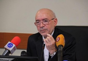 هیچ موردى از فلج اطفال در ١٨ سال گذشته وجود نداشته است/ تعداد دندان هاى خراب دانش آموزان ایرانى حدود ٣ برابر متوسط جهانى