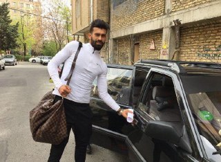 آمادگی رضائیان برای خروج از کشور