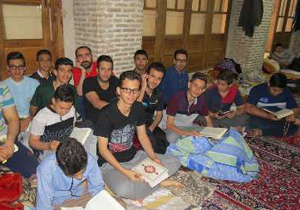 برگزاری مراسم اعتکاف در 12 مسجد شهرستان نایین