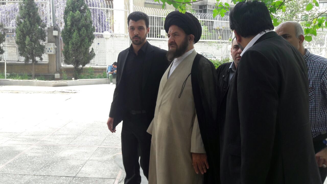 هاشم بطحایی در انتخابات ریاست جمهوری ثبت نام کرد