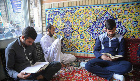 اعتکاف فصل زدودن دل از غبار گناه/ شهید گمنامی که مهمان سرزده معتکفین شد
