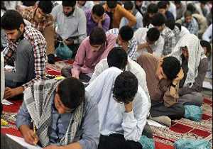 رقابت 500 طلبه مرد برای ورود به حوزه های علمیه مازندران
