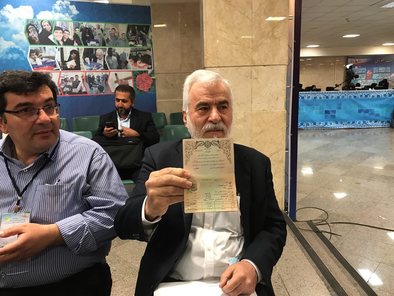 شتاب در پیشرفت کشور را باید افزایش دهیم/شورای نگهبان فصل الخطاب است
