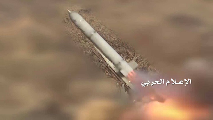 اصابت موشک زلزال2 ارتش یمن به مواضع متجاوزان عربستان در نجران