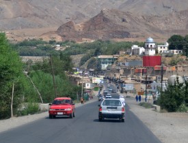 ۱۸ زخمی در نتیجه برخورد دو ماشین در پروان