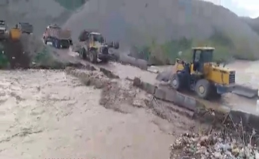 امدادرسانی به حادثه دیدگان منطقه قره سو + فیلم