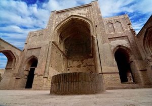 اتمام مرمت محوطه مسجد جامع فرومد