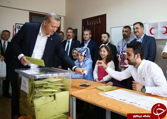 چرا هر زمان اردوغان کت راه راهش را می پوشد، در انتخابات پیروز می شود؟
