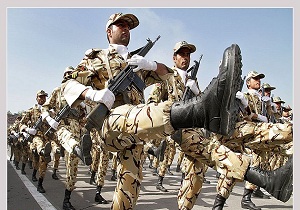 دیدار با خانواده های ایثارگر به مناسبت روز ارتش