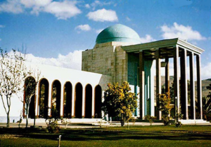 کلاس‌های گلستان‌خوانی در شیراز + فیلم