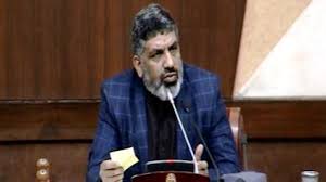 واکنش تند معاون اول مجلس در پیوند به عدم معرفی نامزدوزرا/ رییس جمهور دیکتاتوری می کند