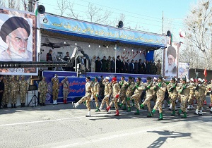 مراسم رژه نیروهای مسلح در "اردبیل" برگزار شد