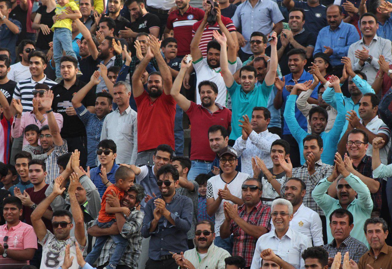 تصاویر بازی پارس جم و ملوان انزلی