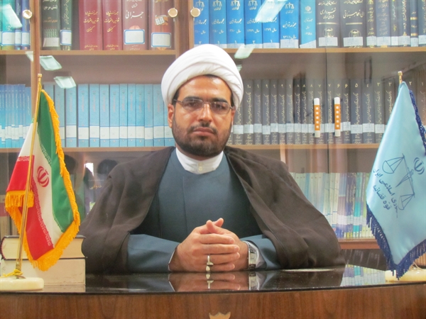 معیار مردم برای قضاوت کردن مسئولین روحیه خدمتگزاری آنها است
