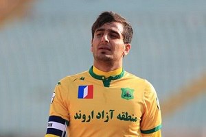 بغلانی: پیشنهادهای استقلال و پرسپولیس وسوسه ام نمی کند/ از بیماری حنجره کریمی بی اطلاعم