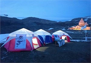 برپایی اسکان اضطراری و امداد رسانی هلال احمر به سیل زده گان محمدیار نقده