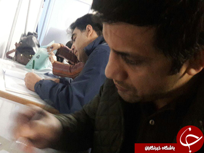 کدام چهره&zwnj;های مشهور در چهارمین روز ثبت&zwnj;نام انتخابات شوراها نام&zwnj;نویسی کردند؟ + تصاویر