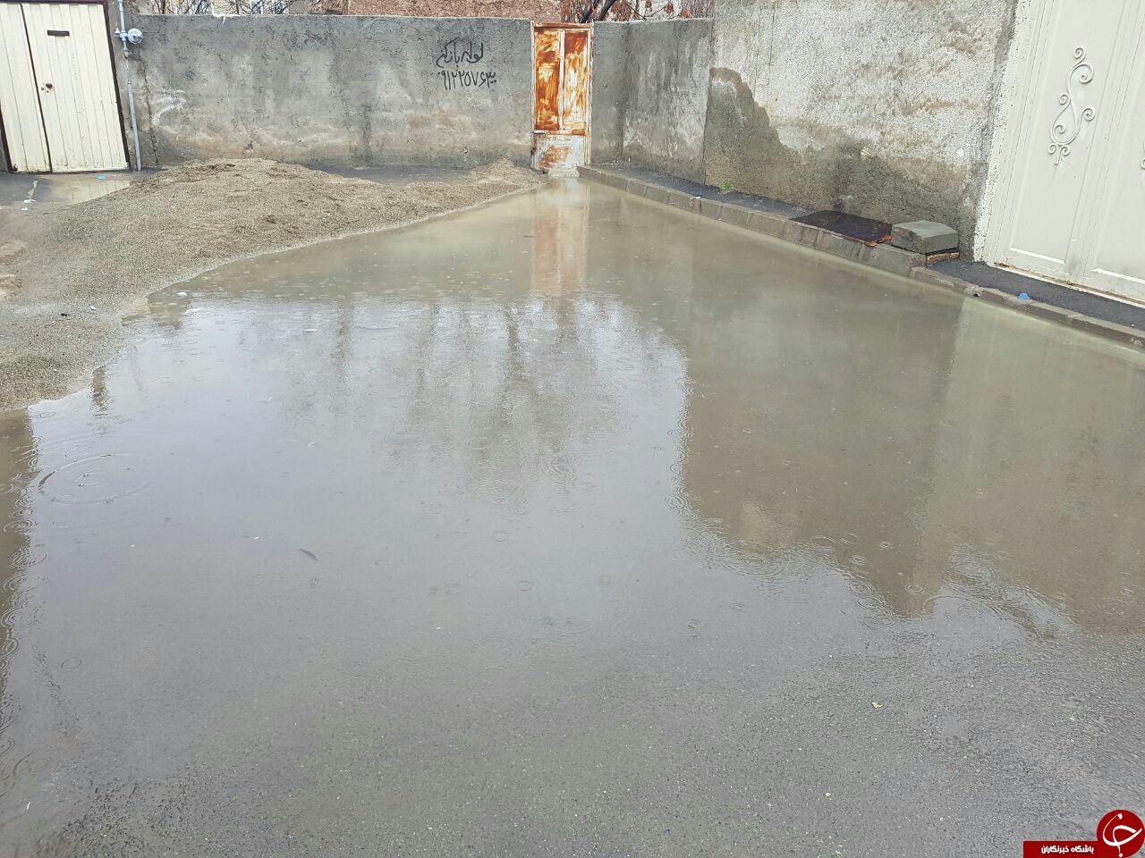 کوچه&zwnj;ای که با بارش باران دریاچه می&zwnj;شود + تصاویر