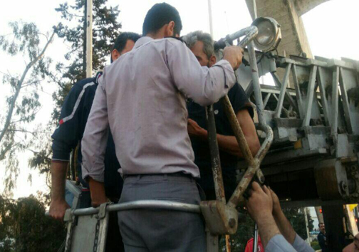 خودکشی نافرجام مرد میانسال + تصاویر