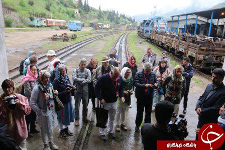 حضور گردشگران خارجی قطار عقاب طلايی در مازندران + تصاویر