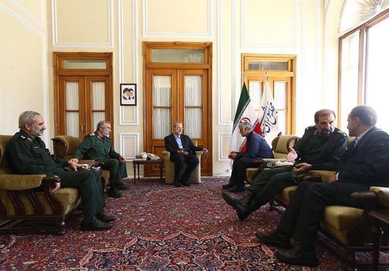 گزارش تصویری از دیدار سرلشکر سلیمانی و تعدادی از فرماندهان سپاه با رئیس مجلس