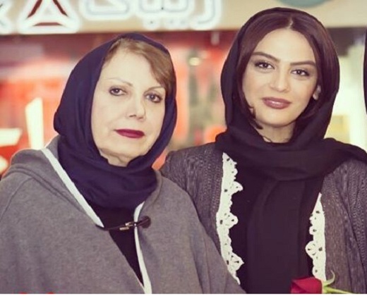 مارال فرجاد در کنار مادرش +عکس