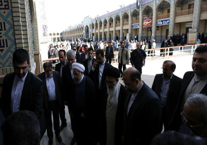 رئیس جمهور شاهچراغ (ع) را زیارت کرد