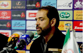 کریمی: مردم آبادان با تیم صنعت نفت زندگی می کنند/ آینده متعلق به جوانان ماست