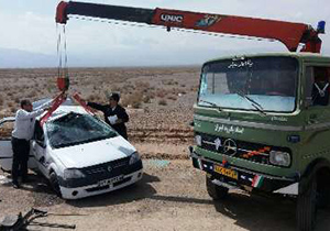 مصدومیت 4 سرنشین بر اثر واژگونی خودرو ال 90