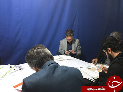 کدام چهره&zwnj;های مشهور در ششمین روز ثبت&zwnj;نام انتخابات شوراها نام&zwnj;نویسی کردند؟ + تصاویر