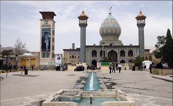 حضور یك میلیون و ۱۰۰ هزار مسافر نوروزی در امامزادگان فارس