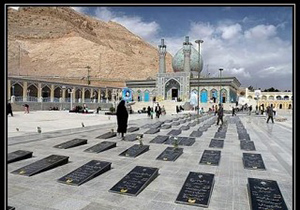 حضور بیش از 7 هزار زائر در آستان امامزاده شاهرضا در شهرضا