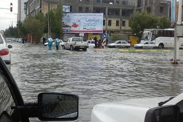 آبگرفتی خیابان&zwnj;های بوشهر در اثر بارش شدید باران