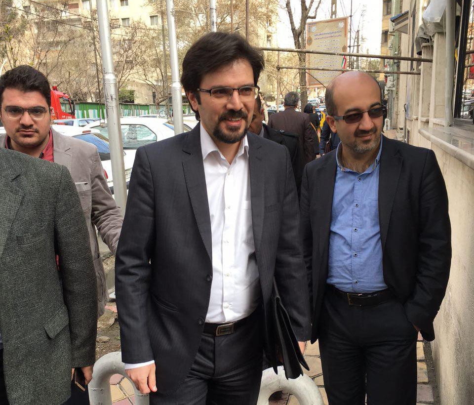 کدام چهره&zwnj;های مشهور در ششمین روز ثبت&zwnj;نام انتخابات شوراها نام&zwnj;نویسی کردند؟ + تصاویر