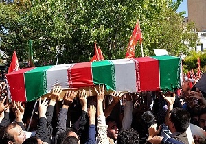 تشییع پیکر مطهر سرباز وظیفه شهید نیکنام مهرآوران در پارس آباد