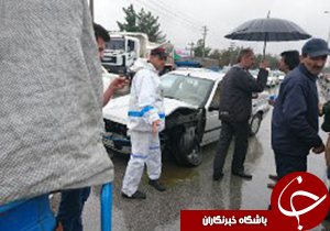 برخورد سواری پژو 405 با گاردریل